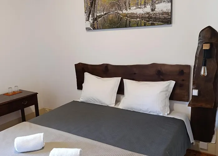 ゲストハウス Casa Serradalto マンテイガス